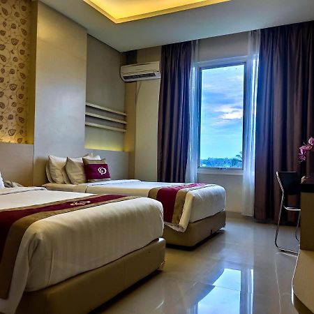 Grand Parama Hotel Tanjung Redep Eksteriør billede