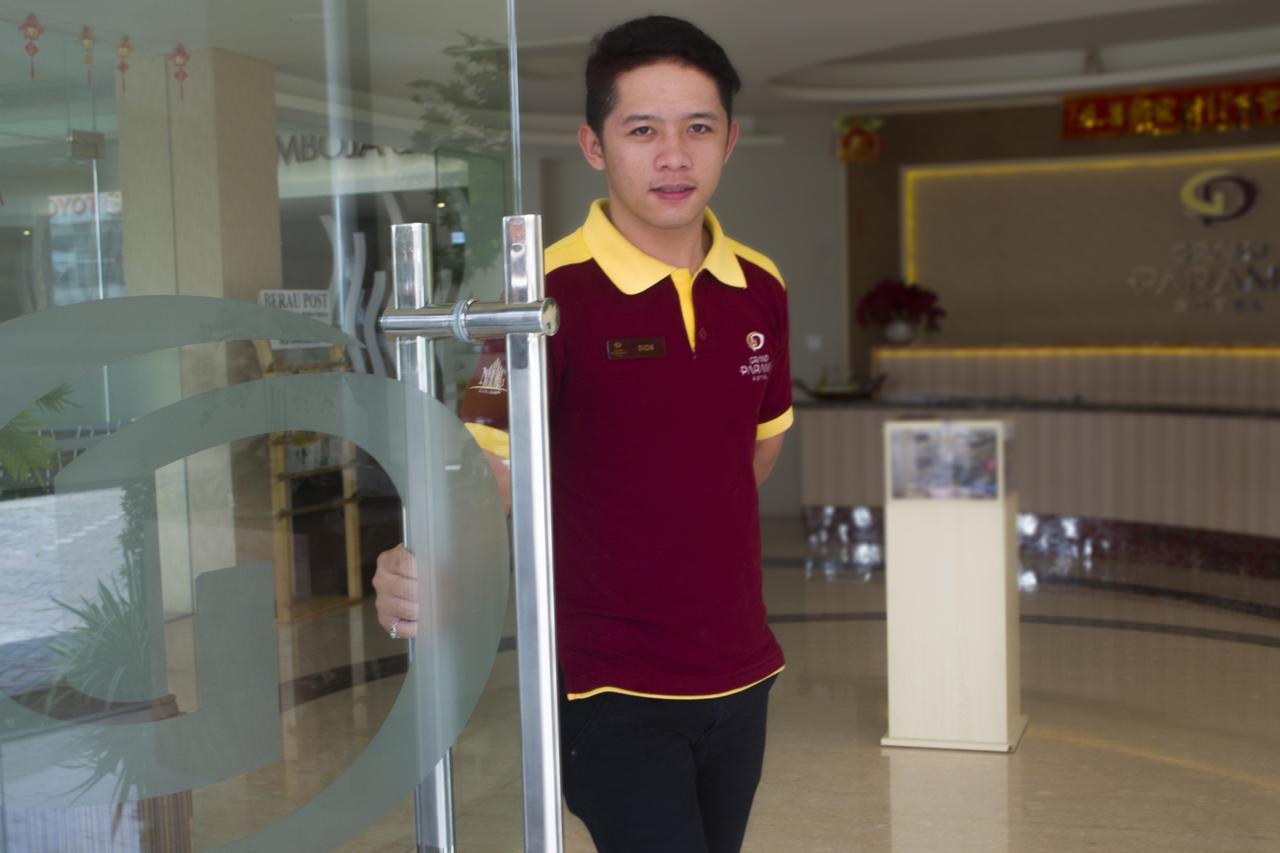 Grand Parama Hotel Tanjung Redep Eksteriør billede