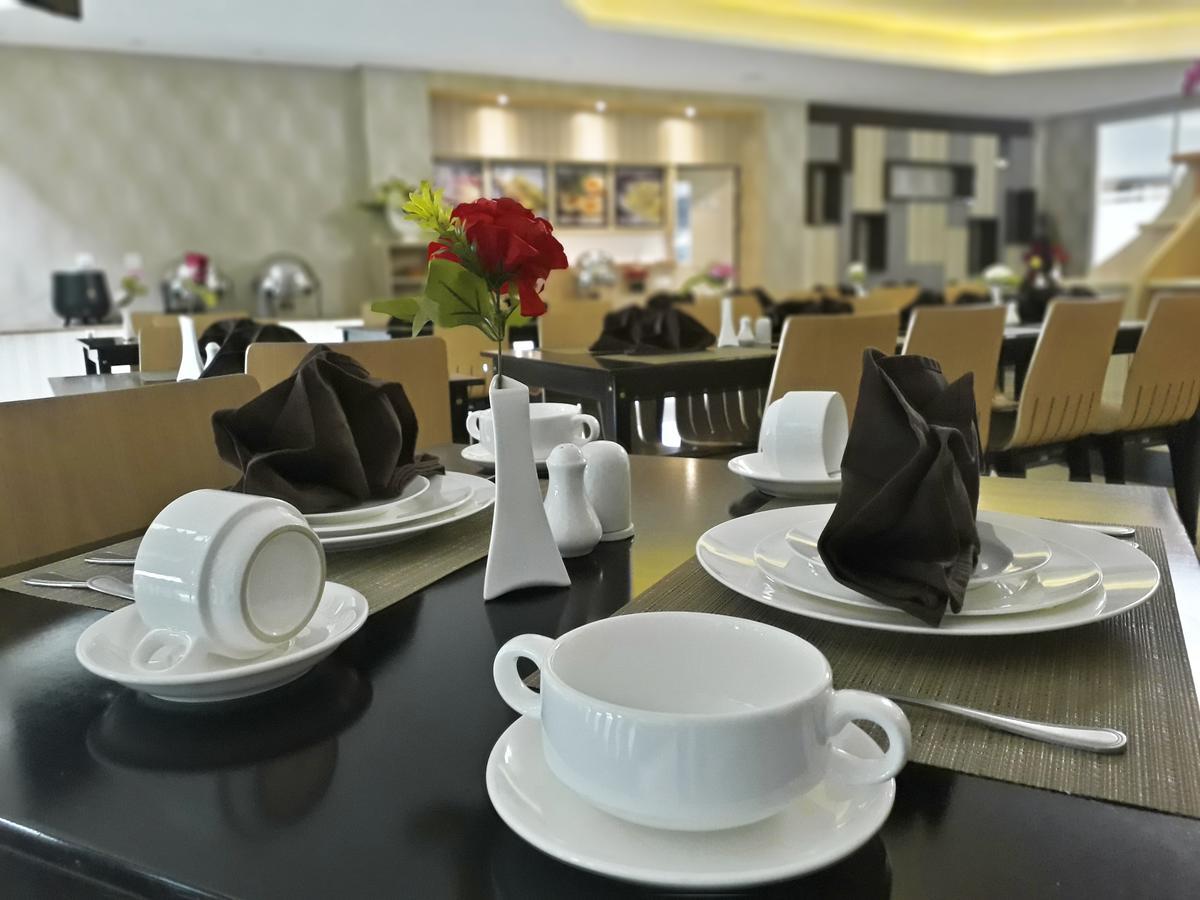 Grand Parama Hotel Tanjung Redep Eksteriør billede